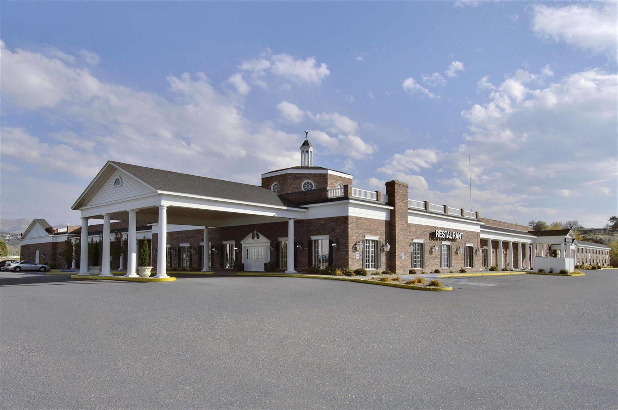 Red Lion Hotel Pocatello Exterior photo